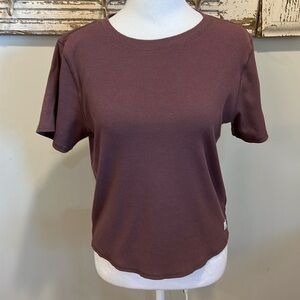 Vuori Women's Short Sleeve Tee - Plum
